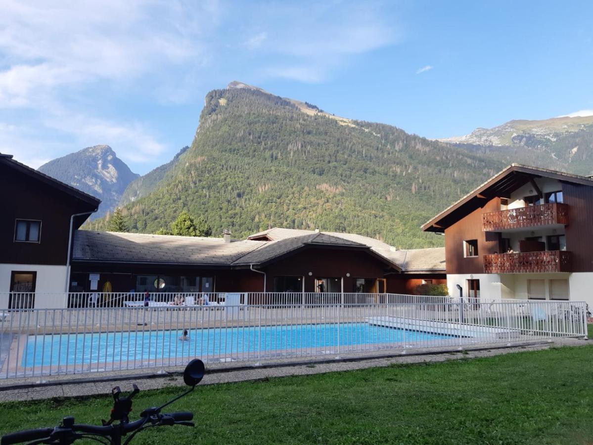 Studio Equipe / Proche Du Centre Samoëns Extérieur photo